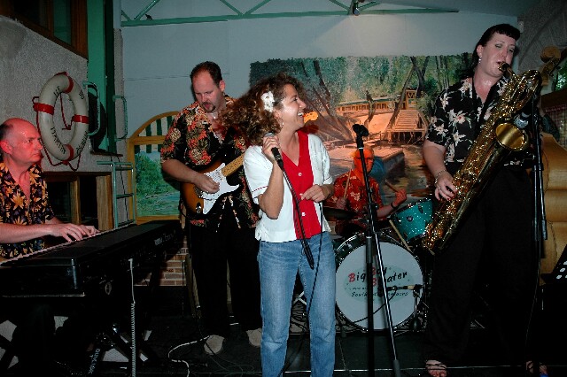 min 2006 06 11 guinguette mp 324